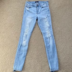 abercrombie light wash destroyed jeans 25 0